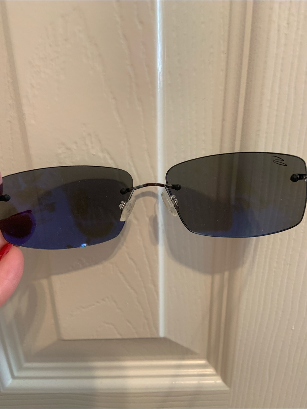 Serengeti Rimless Sunglasses with Dark Gray Lenses - Picture 3 of 9